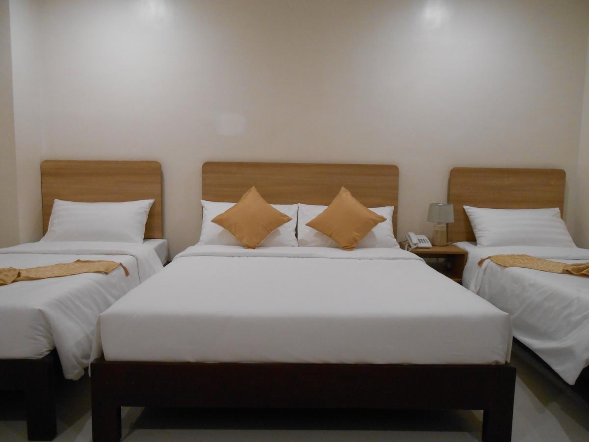 Rublin Hotel Cebu Esterno foto
