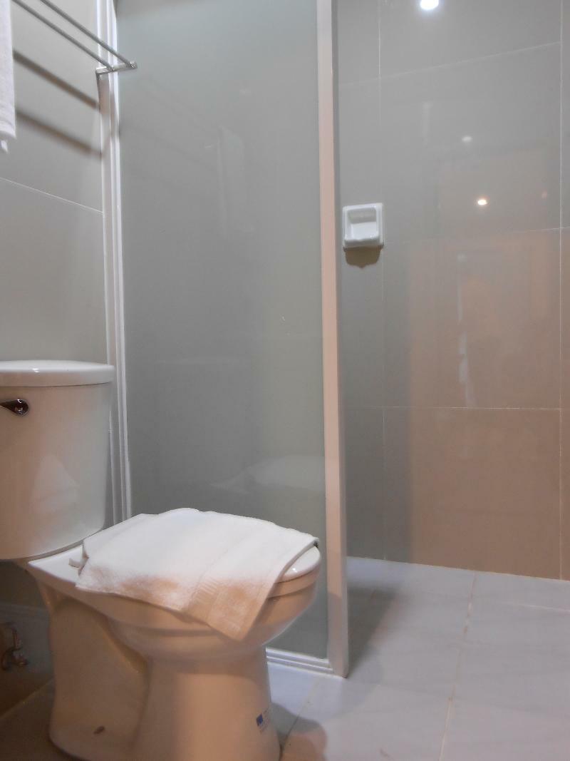 Rublin Hotel Cebu Esterno foto