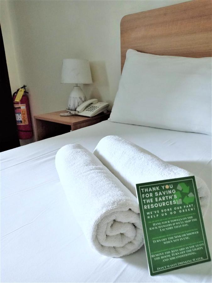 Rublin Hotel Cebu Esterno foto