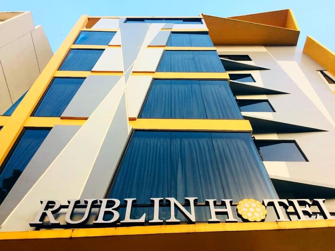 Rublin Hotel Cebu Esterno foto